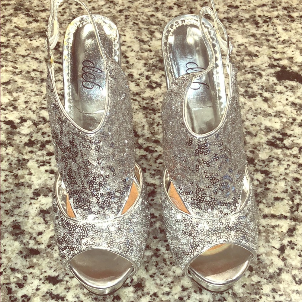 Silver sequin shoeties booties